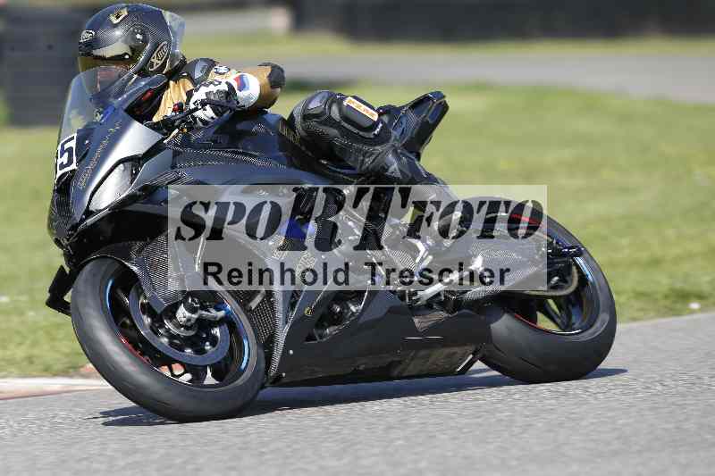 /44 09.08.2025 Plüss Moto Sport ADR/Freies Fahren/85